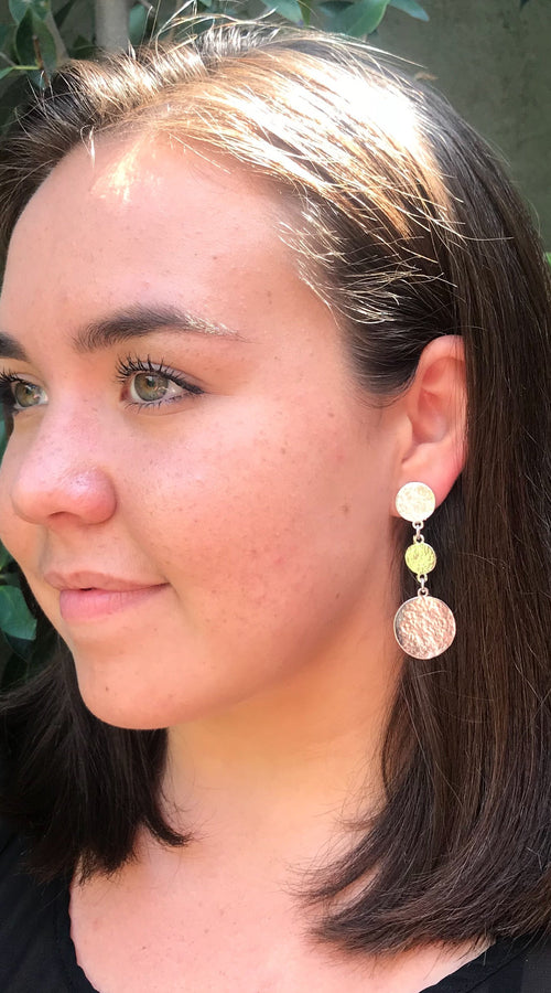 Load image into Gallery viewer, Coin linear drop earrings
