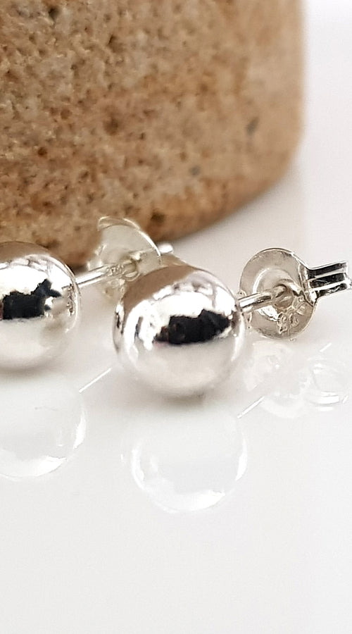 Load image into Gallery viewer, Quality Sterling Silver 6 mm Ball Stud Earrings
