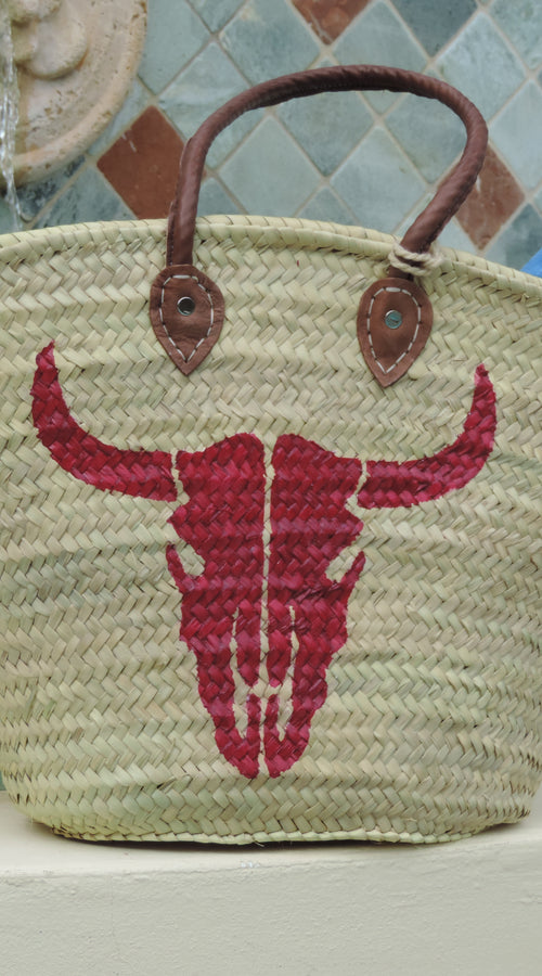 Load image into Gallery viewer, Straw Bag with Hand-Painted Cow Skull
