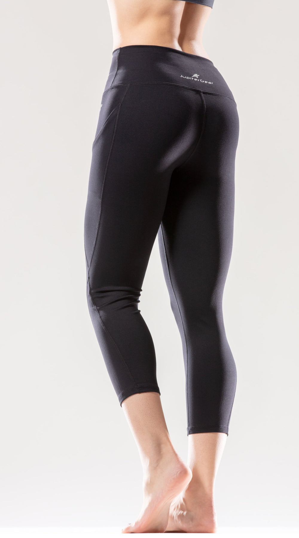 jolie high-waisted capri leggings with hip pockets