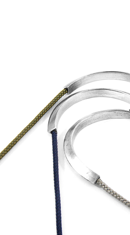 Load image into Gallery viewer, Navy Blue Hove Silver and Rope Bracelet
